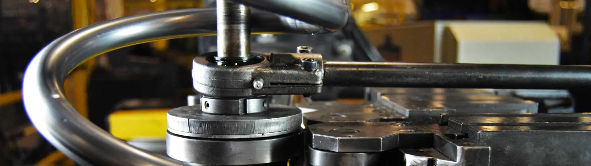 Piegatura e fabbricazione di tubi