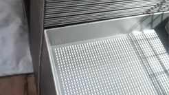 Vassoio per torta imbutito in Shang Yixing